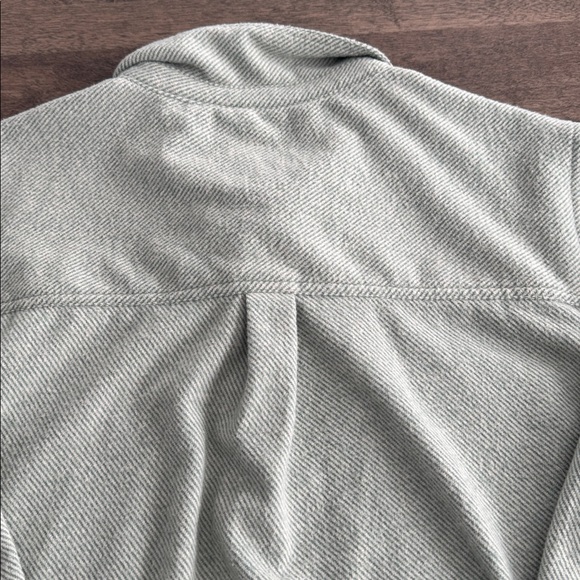 Great condition button down - Picture 7 of 7